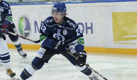 Mikhail Anisin ExShark Korolyuk Wants Anisin at Vityaz Hockey R