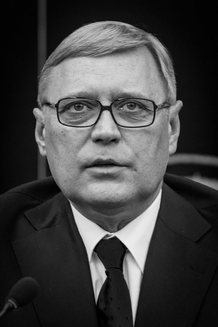 Mikhail Kasyanov httpsuploadwikimediaorgwikipediacommonsthu