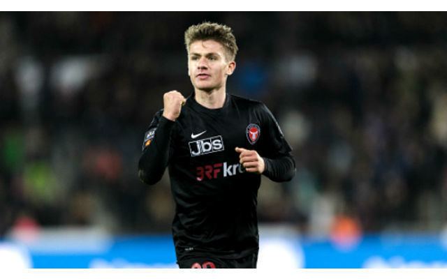 Mikkel Duelund FC Midtjylland starlet Mikkel Duelund wants Man Utd move