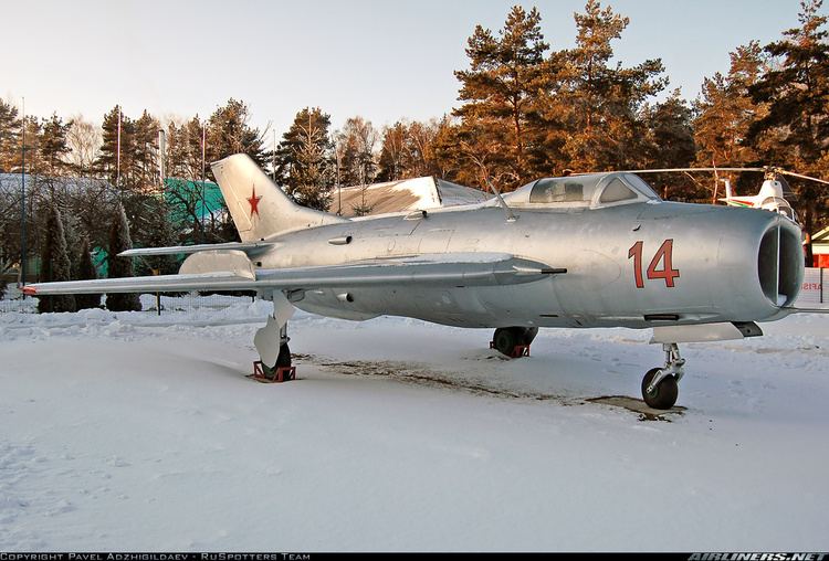 Mikoyan-Gurevich MiG-19 MikoyanGurevich MiG19 Russia Air Force Aviation Photo