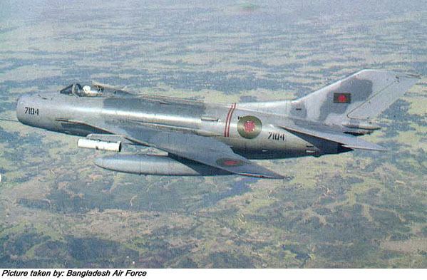 Mikoyan-Gurevich MiG-19 MikoyanGurevich MiG19 Farmer CombatAircraftcom