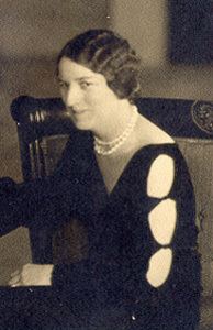 Mildred Paxton Moody httpsuploadwikimediaorgwikipediaen339Mil