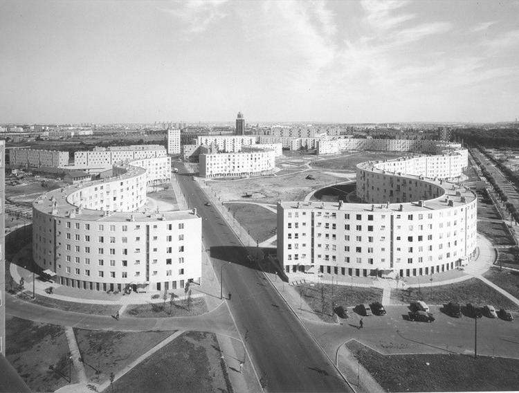 Émile Aillaud Housing Development Les Courtillires 195565 German Post