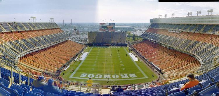 Mile High Stadium - Wikipedia