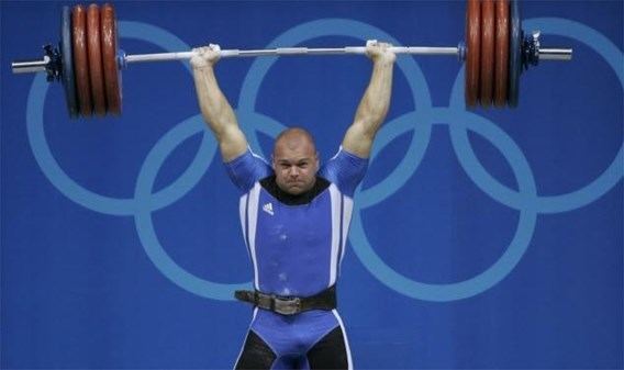 Milen Dobrev Voormalig olympisch gewichthefkampioen Milen Dobrev 35