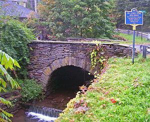 Mill Street Stone Arch Bridge httpsuploadwikimediaorgwikipediacommonsthu