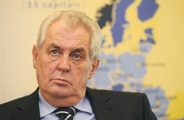 Miloš Zeman PROFIL Zeman nen na penze Kdysi ho komunist zazli te ho