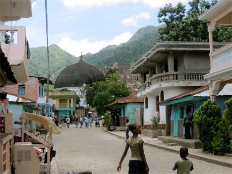 Milot, Haiti httpswwwstjamescathedralorgPubsMidst10Dec