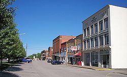 Milton, West Virginia httpsuploadwikimediaorgwikipediacommonsthu