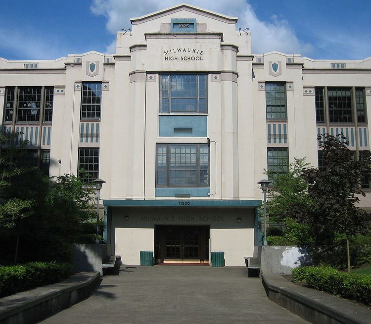 Milwaukie High School