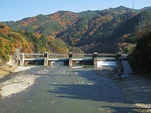 Minakata Dam httpsuploadwikimediaorgwikipediacommonsthu