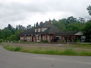 Minaki railway station httpsuploadwikimediaorgwikipediacommonsthu