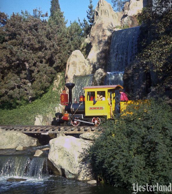 Mine Train Through Nature's Wonderland wwwyesterlandcomimagesfrontierlandminetrain2