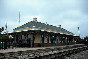 mineola train station