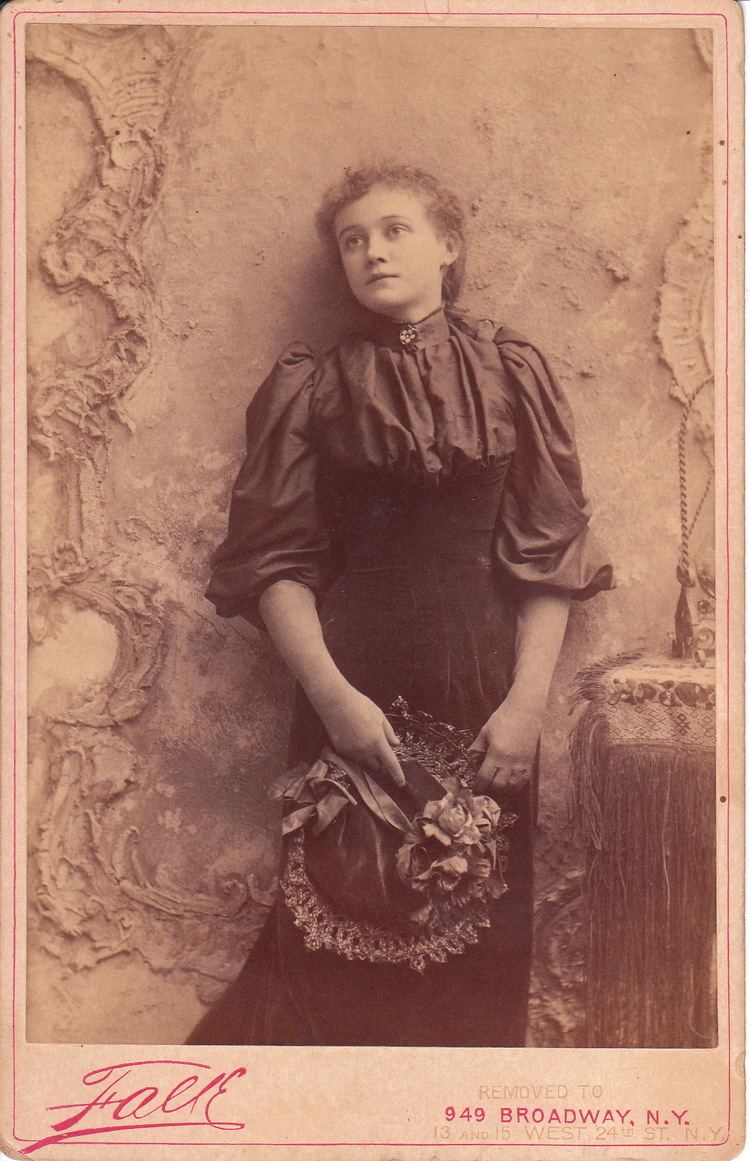 Minnie Dupree MINNIE DUPREE AMERICAN STAGE AND FILM ACTRESS THE CABINET CARD