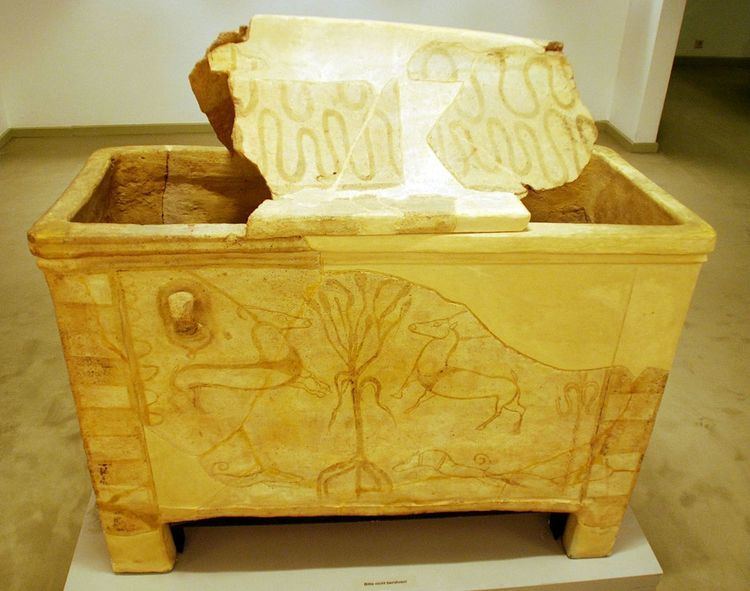 Minoan sarcophagus (Hanover)