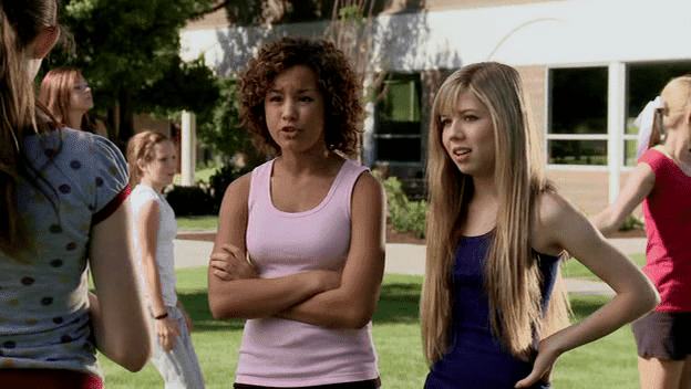 Minor Details Screenshots of Jennette McCurdy in the movie Minor Details