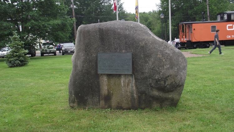 Minto Stone FileMinto Memorial Stone 2013 Minto New Brunswickjpg Wikimedia