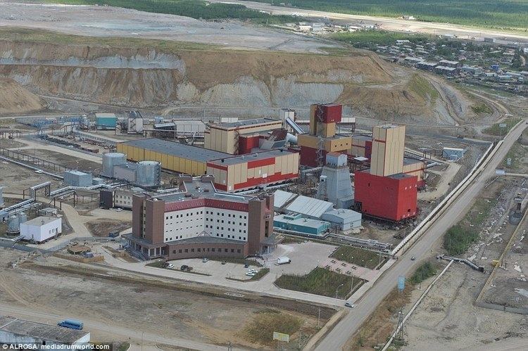 Mir mine Russia39s Mir diamond mine valued at 13 BILLION Daily Mail Online