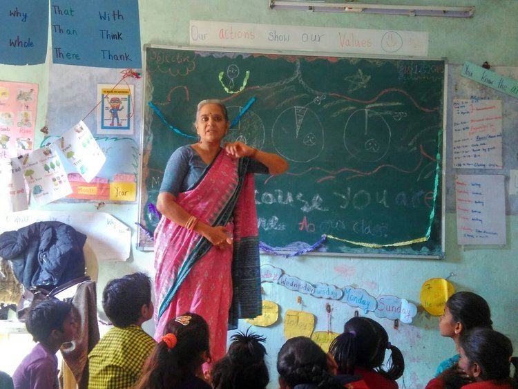 Mirai Chatterjee Teach For India on Twitter Mirai Chatterjee social worker at SEWA