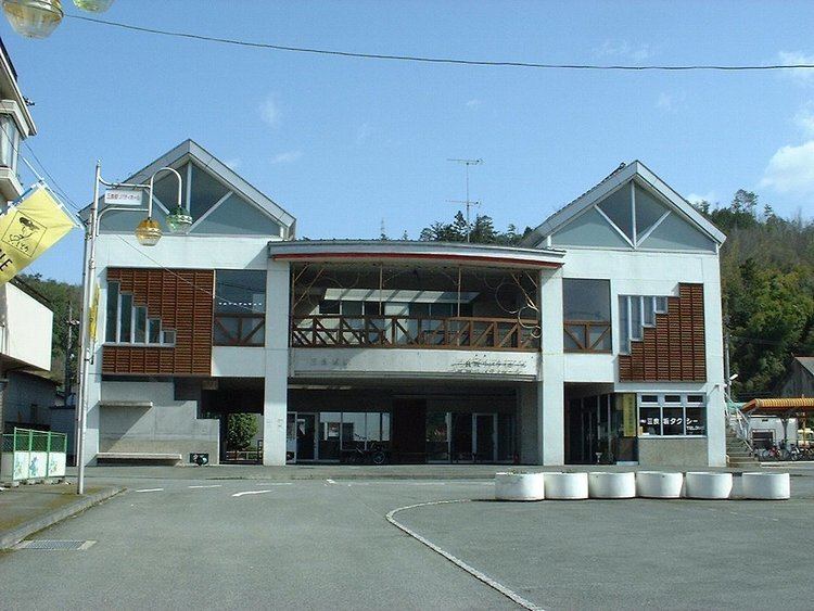 Mirasaka Station