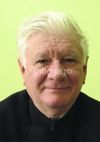 Mircea Păcurariu Preot profesor academician Mircea Pcurariu la 80 de ani