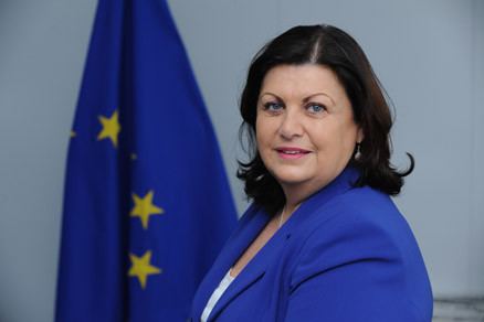 Máire Geoghegan-Quinn EU Commisioner Mire GeogheganQuinn launches Horizon 2020 in