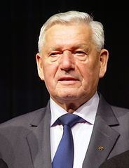 Mirosław Pawlak httpsuploadwikimediaorgwikipediacommonsthu
