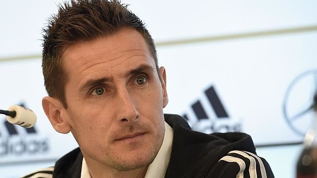 Miroslav Klose Miroslav Klose aiming to break alltime goalscoring
