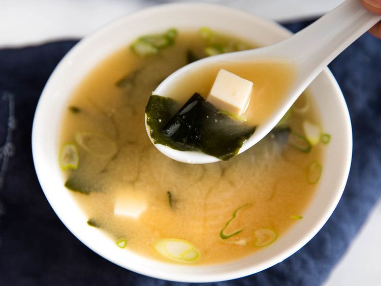 Miso soup Plumbing the Depths of Miso Soup Serious Eats