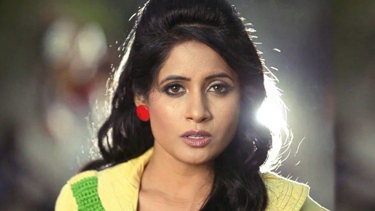 Miss Pooja Miss Pooja Mundeyan Nu Daure Pai Gaye Official Video