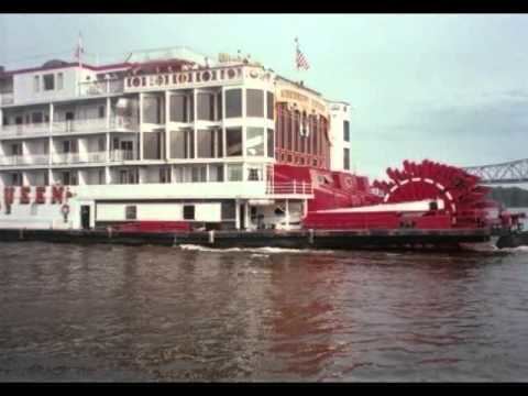 Mississippi Queen (steamboat) Mississippi Queen Steamboat YouTube