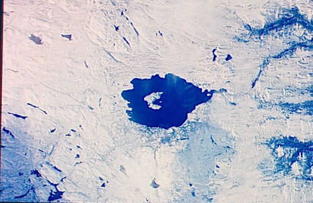 Mistastin crater 25 Mistastin Lake Newfoundland