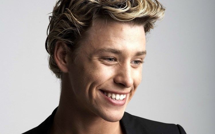 Mitch Hewer Mitch Hewer as Daniel Molloy See Skins Brittania High Rafael