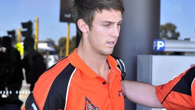 Mitchell Marsh (Cricketer) playing cricket