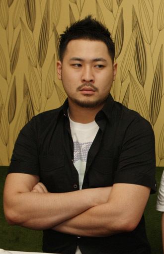 Mithra Jin Mithra Jin finishes up military serviceINSIDE Korea