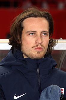 Mix Diskerud httpsuploadwikimediaorgwikipediacommonsthu