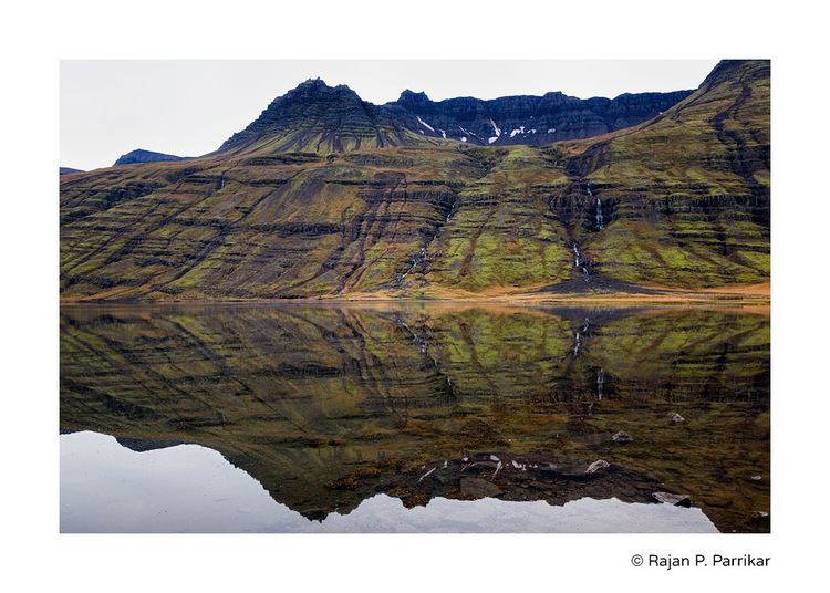 Mjóifjörður Mjifjrur reflections