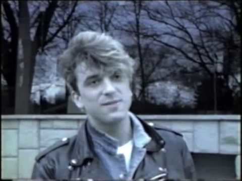 Mladen Vojičić Tifa Mladen VojiiTifaIntervju 1985flv YouTube