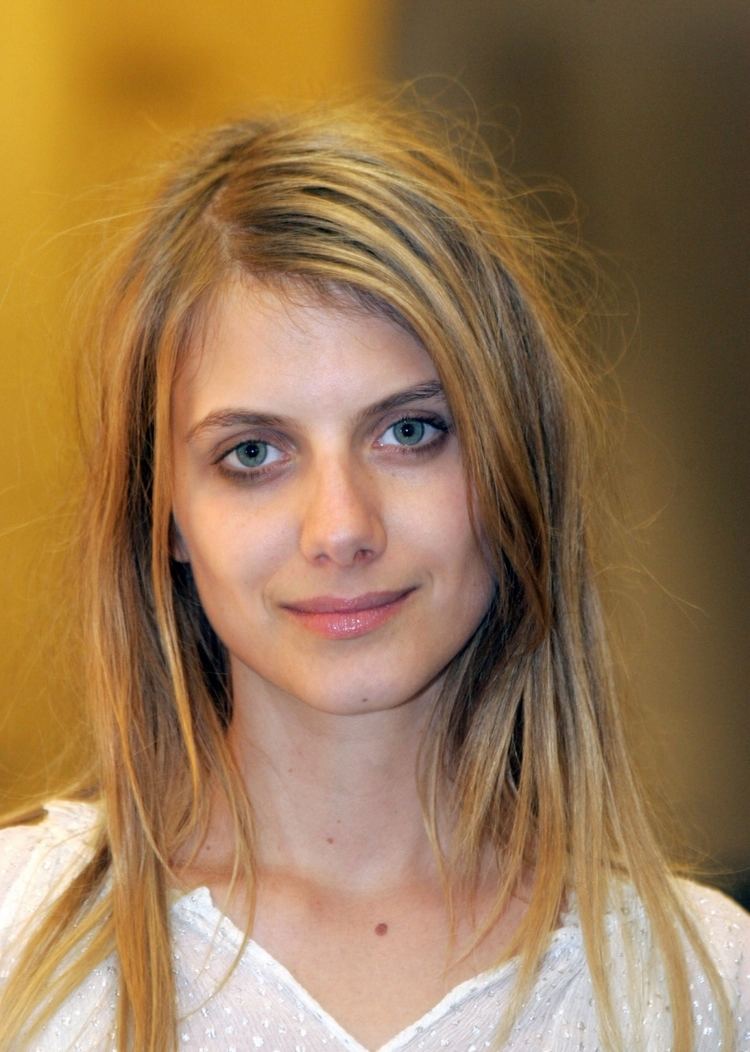 Mélanie Laurent 1000 images about Melanie Laurent on Pinterest Rosamund pike