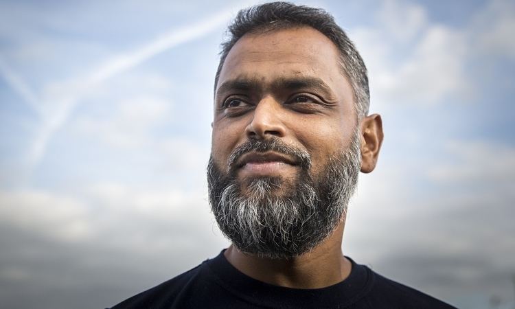 Moazzam Begg Moazzam Begg was in contact with MI5 about his Syria