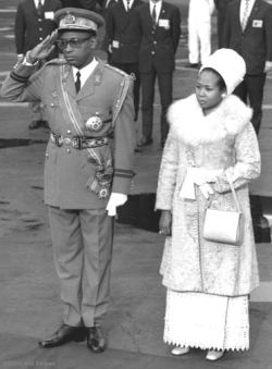 Mobutu Sese Seko Mobutu JosephDsir Mobutu Sese Seko Kuku Waza Banga 19301997