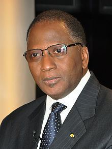 Modibo Sidibé httpsuploadwikimediaorgwikipediacommonsthu