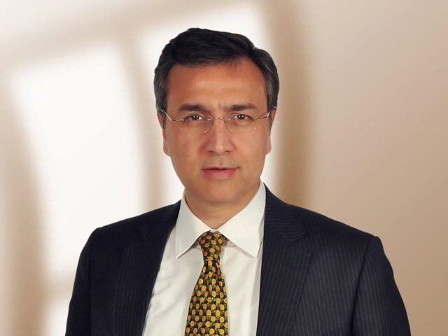 Moeed Pirzada TV anchor Moeed Pirzada arrested in UAE Daily Pakistan