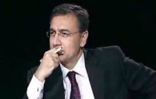 Moeed Pirzada TV Host Moeed Pirzada Left Express News Joins ARY News