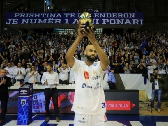 Mohamed Abukar Mohamed Abukar is the MVP of SIGALUNIQA Balkan League