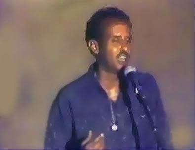 Mohamed Mooge Liibaan Dadka ha iska weyneyn by Axmed Mooge Liibaan Nomad Lyrics