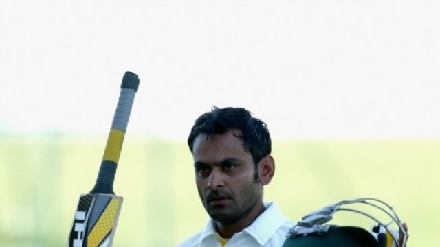 Pakistan allrounder Mohammad Hafeez fashions win over Sri Lanka in