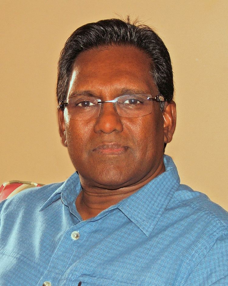 Mohammed Waheed Hassan httpsuploadwikimediaorgwikipediacommonsbb