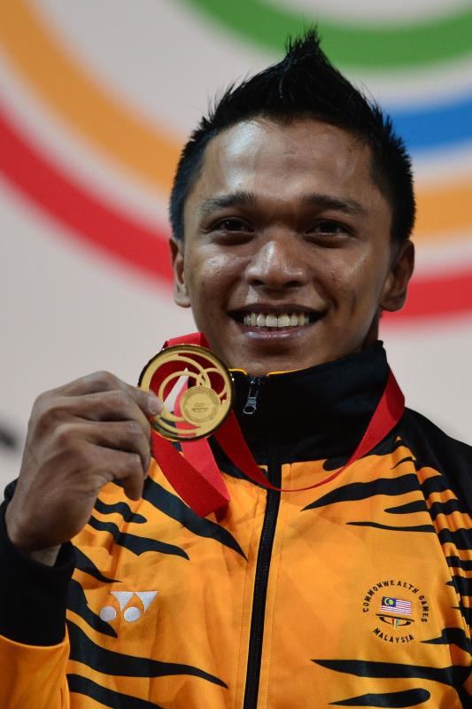 Mohd Hafifi Mansor Angkat Berat Sumbang Emas Pertama Malaysia Sukan Ekstra